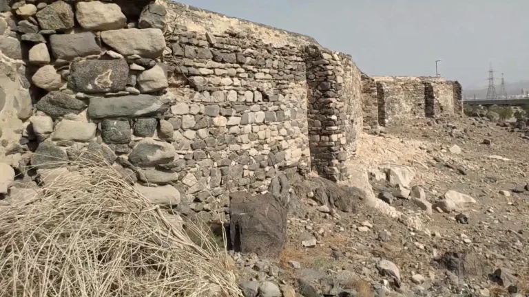 canal of zubaida ain zubaida ancient water system makkah harun al-rashid zubaidah bint jafar hajj pilgrims aqueduct qanat saudi arabia
