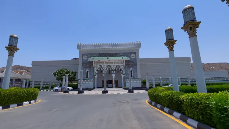 Exhibition of the Two Holy Mosques' Architecture in Makkah 2025, Kaaba artifacts, Masjid al-Haram models, Masjid an-Nabawi replica, Umm Al-Joud museum